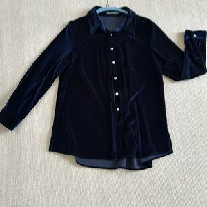 Long sleeve velvet feel top